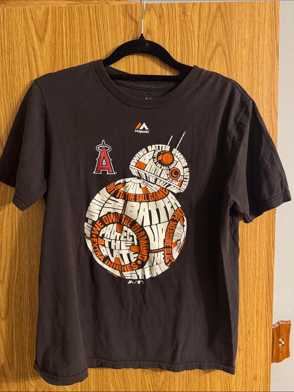 Majestic Los Angeles Angels Black Graphic T‑Shirt Star Wars collaboration BB-8